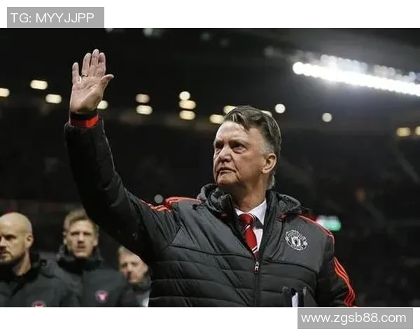 范加尔_曼联输球独行？球队千呼百应？