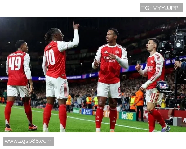 英国足球联赛恢复比赛,曼城击败利物浦重返领先地位