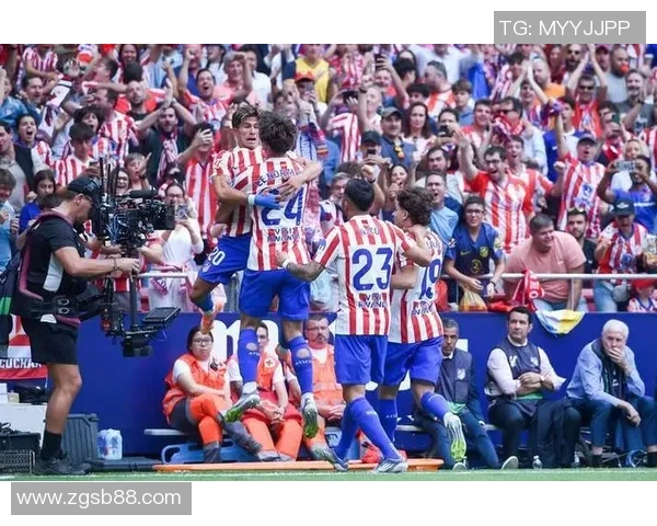 苏亚雷斯连场破门!马竞客场惨败比利亚雷亚尔,西甲夺冠前景蒙上阴影